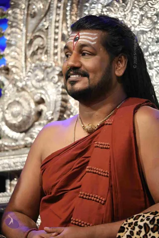 03-SHIVA-DEEKSHA-KALPATARU_Photo_1011_7T7A3915_CMP_WM