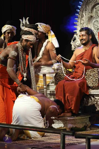 03-SHIVA-DEEKSHA-KALPATARU_Photo_1016_7T7A3939_CMP_WM