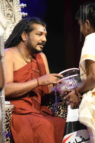 03-SHIVA-DEEKSHA-KALPATARU_Photo_1030_7T7A3967_CMP_WM