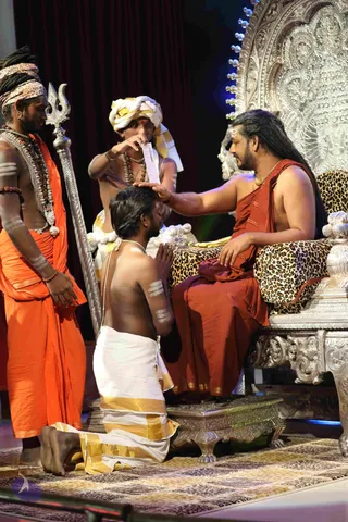 03-SHIVA-DEEKSHA-KALPATARU_Photo_1041_7T7A3980_CMP_WM