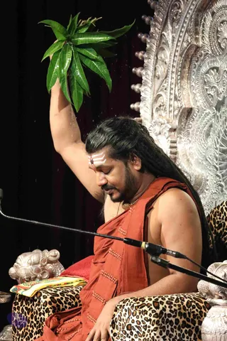 03-SHIVA-DEEKSHA-KALPATARU_Photo_1065_7T7A4043_CMP_WM
