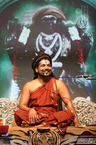 01-VIDYA-TATTVA_Photo_1009_7T7A4235_CMP_WM