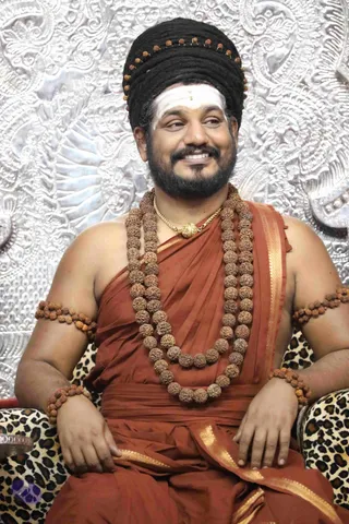 01-EVENING-SATSANG_Photo_1000_7T7A0200_CMP_WM