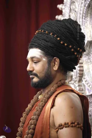 01-EVENING-SATSANG_Photo_1007_7T7A0219_CMP_WM