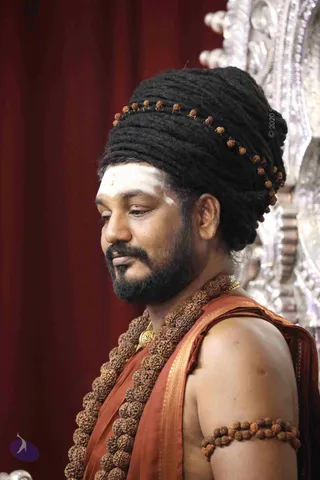 01-EVENING-SATSANG_Photo_1009_7T7A0221_CMP_WM