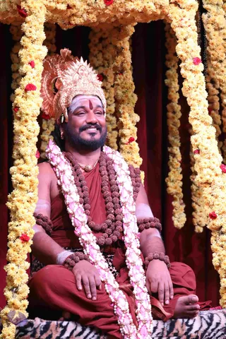 1-Initiation-Thulabaram-Nithya-Satsang_Photo_1005_7T7A8437_CMP_WM