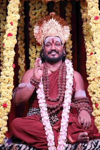 1-Initiation-Thulabaram-Nithya-Satsang_Photo_1019_7T7A8490_CMP_WM