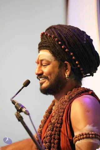1-Initiation-Thulabaram-Nithya-Satsang_Photo_1030_7T7A8800_CMP_WM
