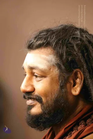 03-SATSANG_Photo_1009_7T7A0238_CMP_WM