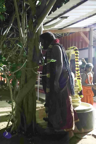 1-Arrival-In-Thiruvannamalai_Photo_1004_7T9A0420_CMP_WM