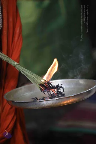 2-Thiruvannamalai-Temple-Visit_Photo_1031_7T7A6655_CMP_WM