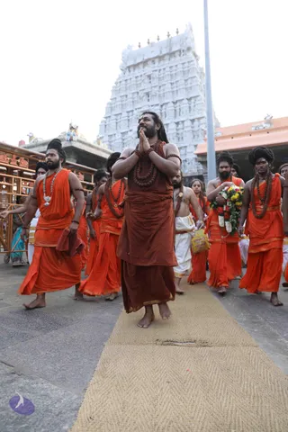 3-Shiva-Deeksha-Kalpataru_Photo_1064_7T9A0741_CMP_WM