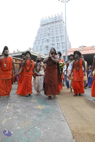 3-Shiva-Deeksha-Kalpataru_Photo_1066_7T9A0743_CMP_WM