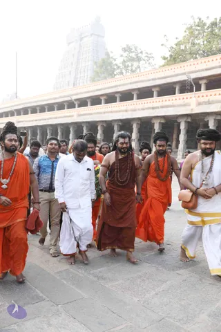 3-Shiva-Deeksha-Kalpataru_Photo_1074_7T9A0770_CMP_WM