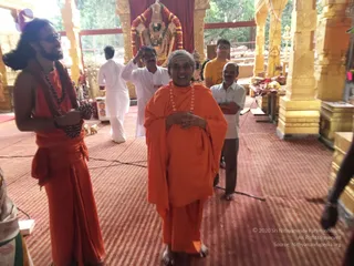 1-Pada-Puja-Satsang_Photo_1001_IMG_1533_CMP_WM
