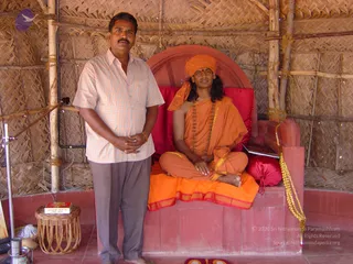 HEALING-AND-MEETING-WITH-DEVOTEES